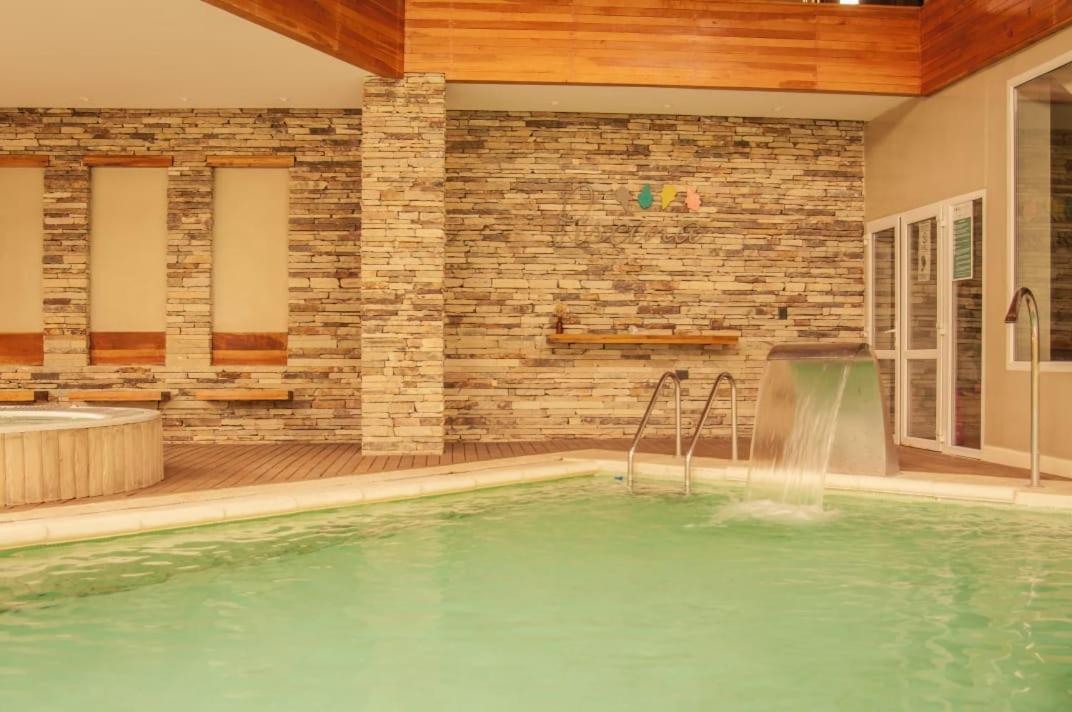 Los Robles Apart & Spa サンカルロスデバリローチェ エクステリア 写真