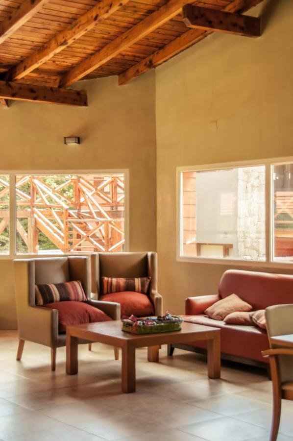Los Robles Apart & Spa サンカルロスデバリローチェ エクステリア 写真